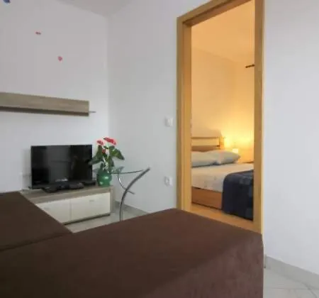 Nina 2 Apartment Porec